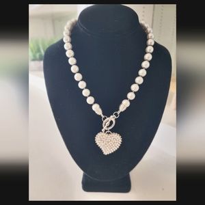 NWT pearl and Swarovski crystal heart pendant toggle clasp necklace 18 inches